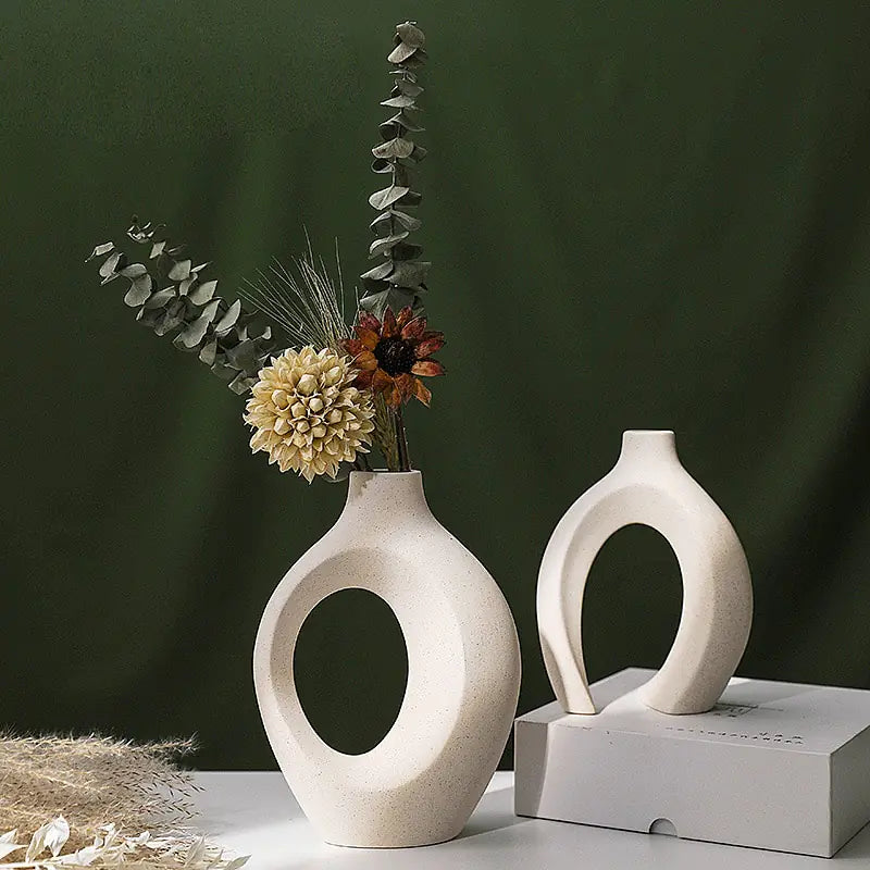 Nordic Ceramic Interlock Vase